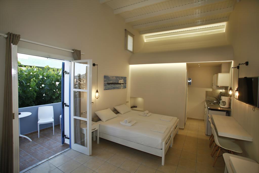 Studios Vasilis Agia Marina  Exterior photo
